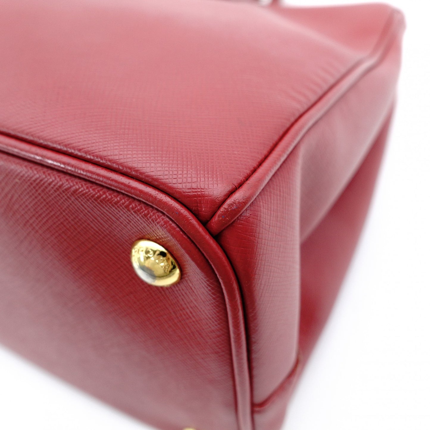 PRADA Galleria Handbag Red Leather Handbag Red Gold Hardware Saffiano 7-10-724