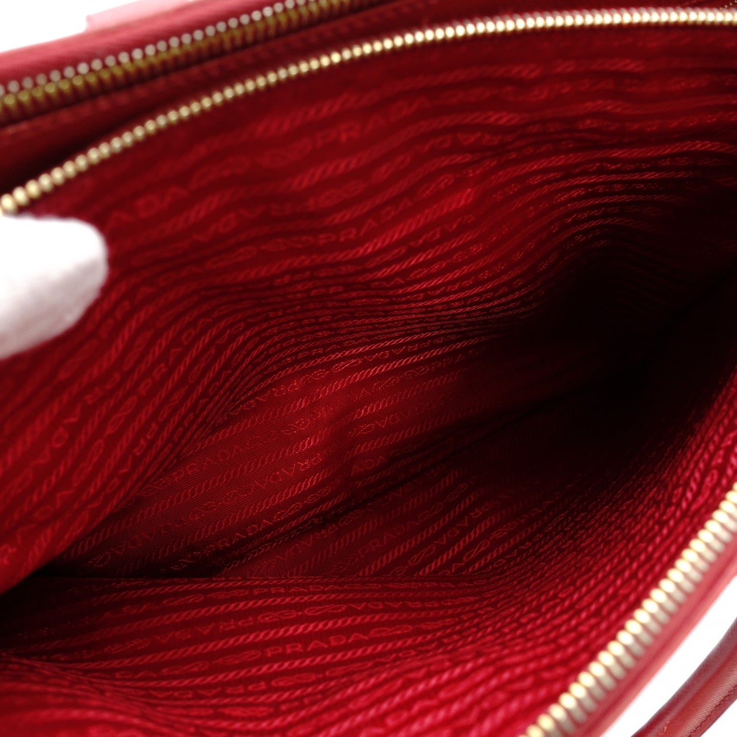 PRADA Galleria Handbag Red Leather Handbag Red Gold Hardware Saffiano 7-10-724