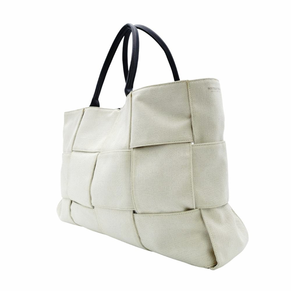 Bottega Veneta Intrecciato Tote Bag Canvas Off-White × Black Shoulder Pouch Included 7-12-042