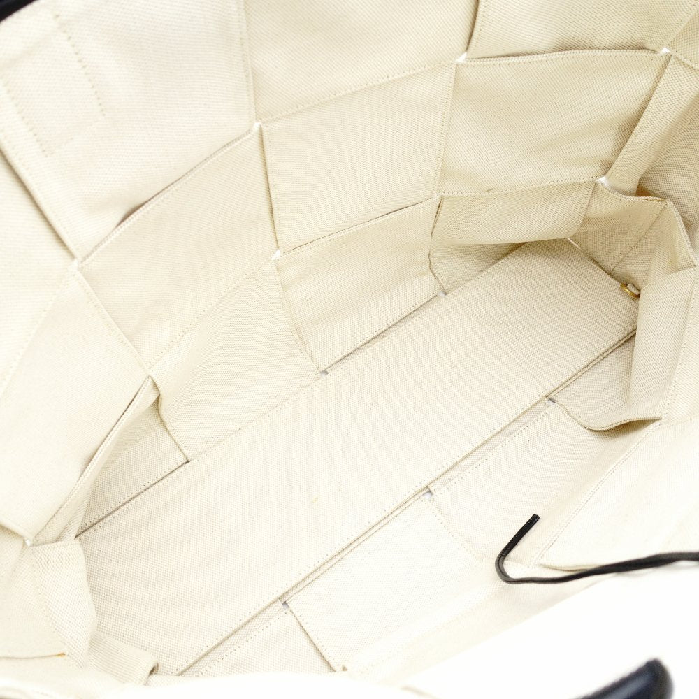 Bottega Veneta Intrecciato Tote Bag Canvas Off-White × Black Shoulder Pouch Included 7-12-042