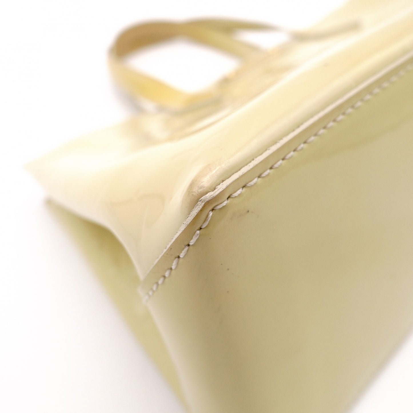 LOUIS VUITTON Wilshire PM Vernis Handbag, Patent Leather, Yellow