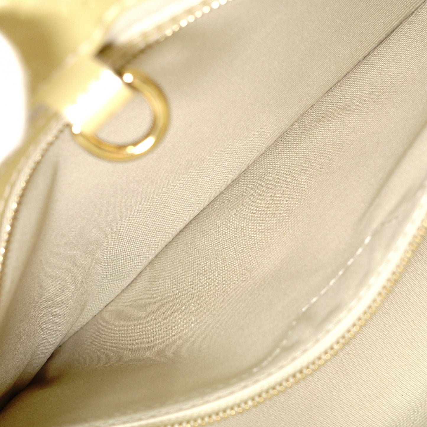 LOUIS VUITTON Wilshire PM Vernis Handbag, Patent Leather, Yellow