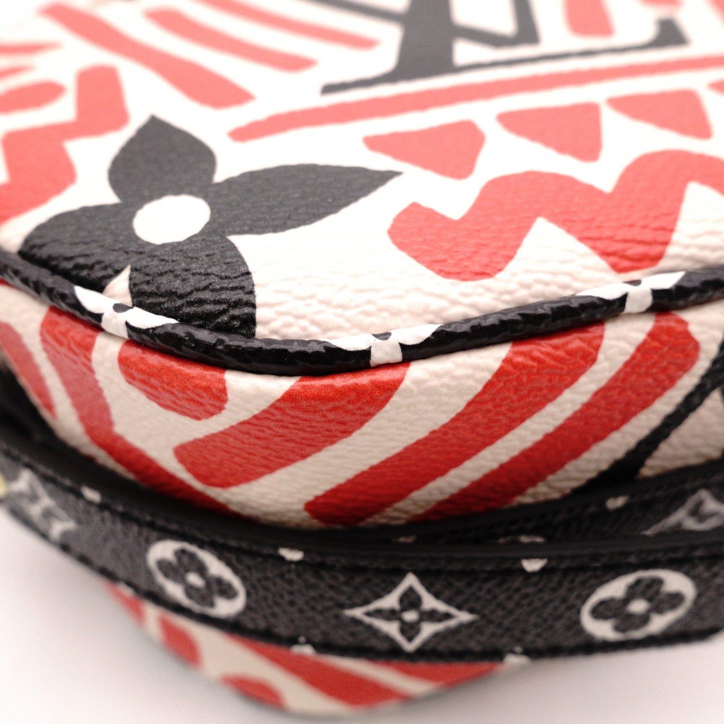 LOUIS VUITTON Chapeau Suprême LV Crafty Boîte Shoulder Bag, PVC and Leather, White