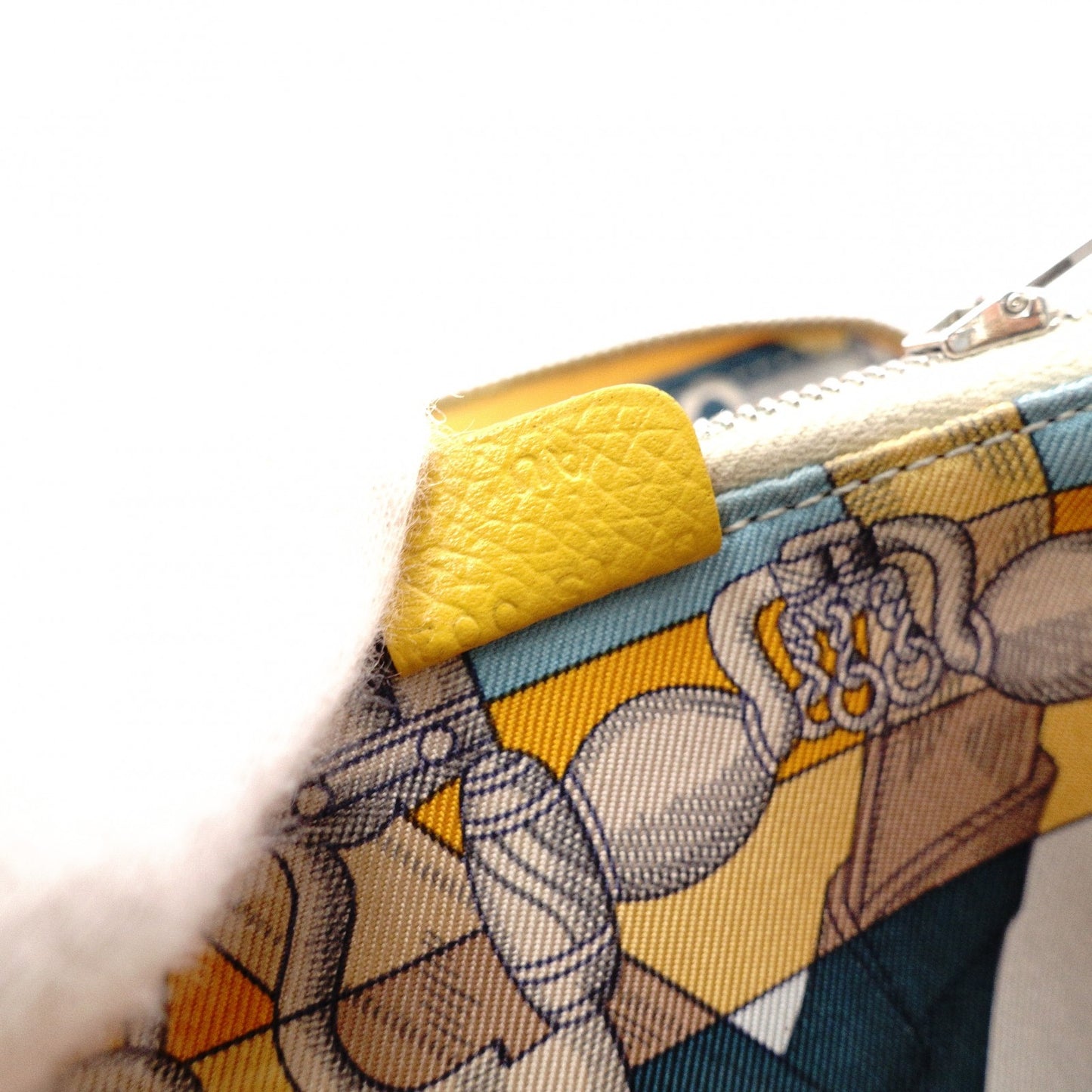 HERMES Azap Silk-in Compact Coin Case Yellow, Silver Hardware