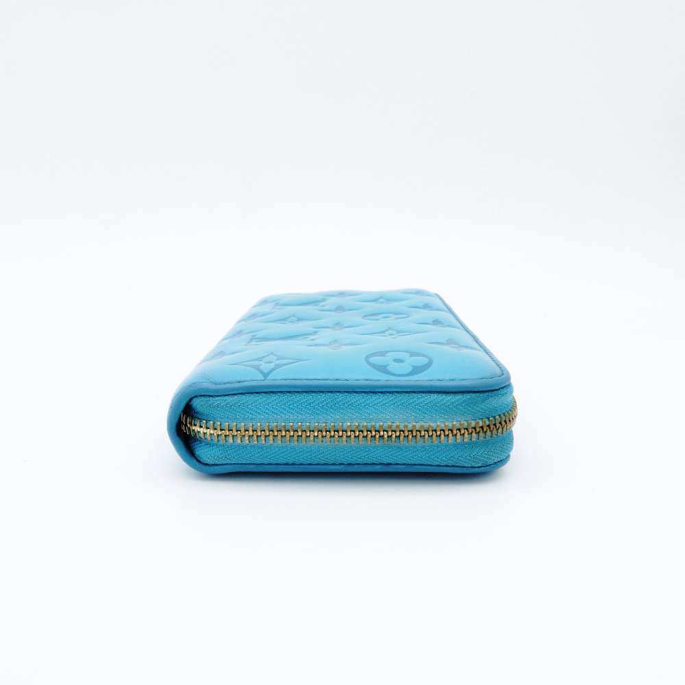 LOUIS VUITTON Embossed Zippy Wallet Turquoise Blue Leather Long Wallet Gold Hardware 7-12-451