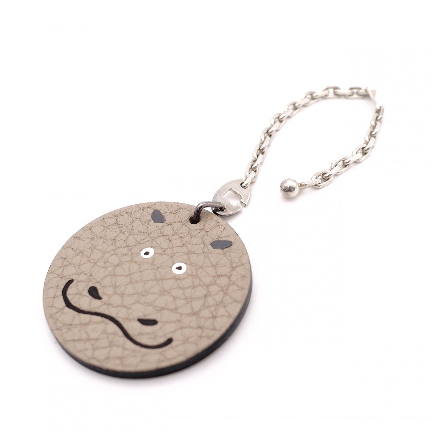 HERMES Charm, Metal and Leather, Etoupe, Gris, Taurillon Clémence