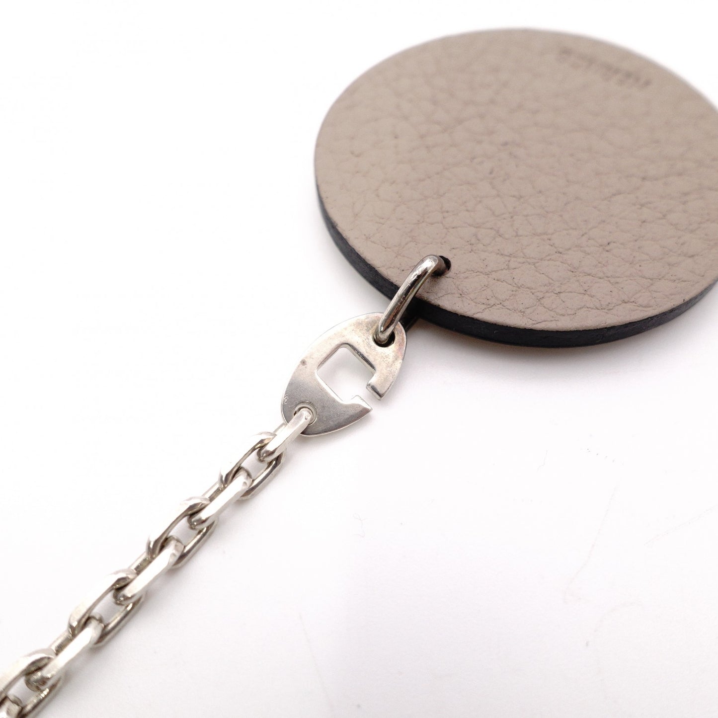 HERMES Charm, Metal and Leather, Etoupe, Gris, Taurillon Clémence