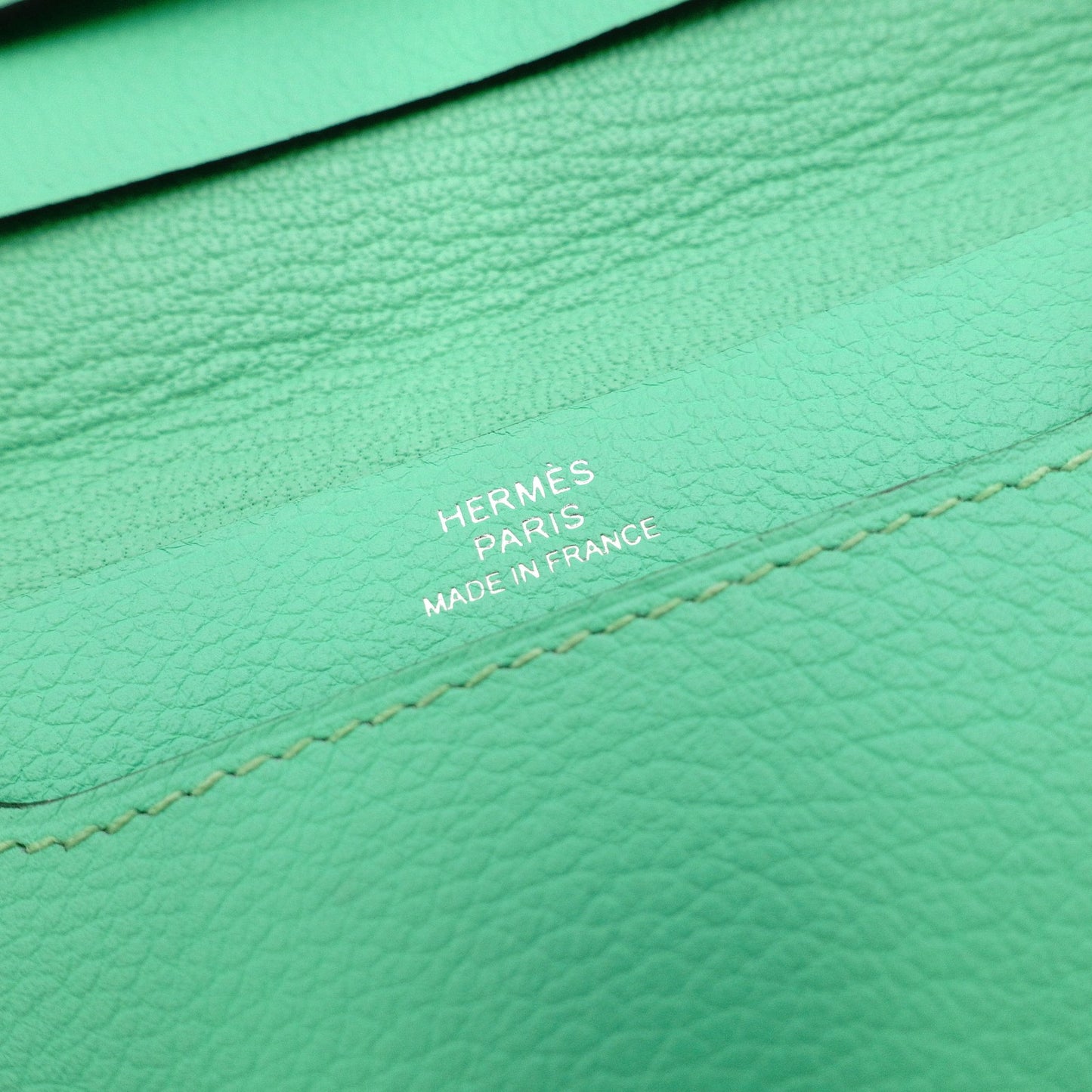 Unused HERMES Card Case, Evercolor, Veil Comique, B-stamped