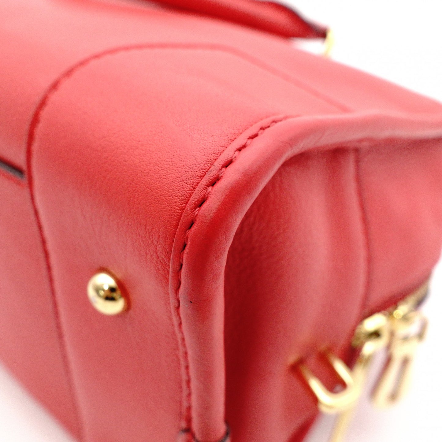 LOEWE Amazonas Handbag, Leather, Red, Anagram, Gold Hardware