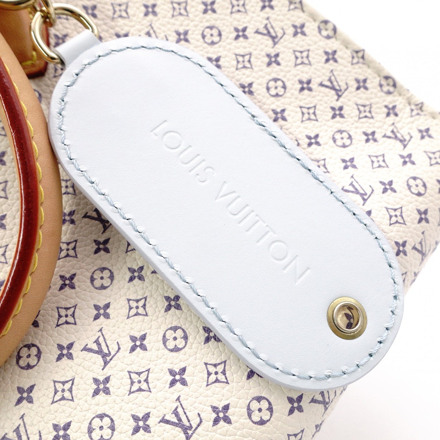 LOUIS VUITTON OTG PM On-the-Go Handbag, Leather, White, 2-Way Crossbody