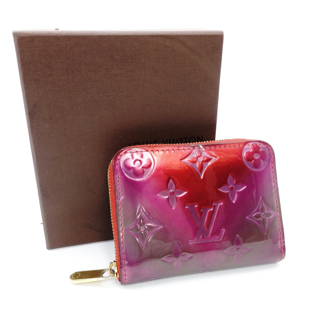 Louis Vuitton Valentine's Day Collaboration Vernis Zippy Coin Case Pink-Tone Patent Leather 7-12-190