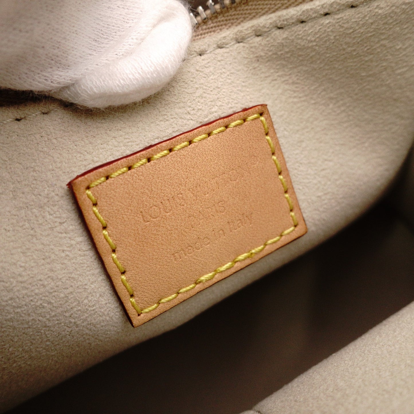 LOUIS VUITTON OTG PM On-the-Go Handbag, Leather, White, 2-Way Crossbody