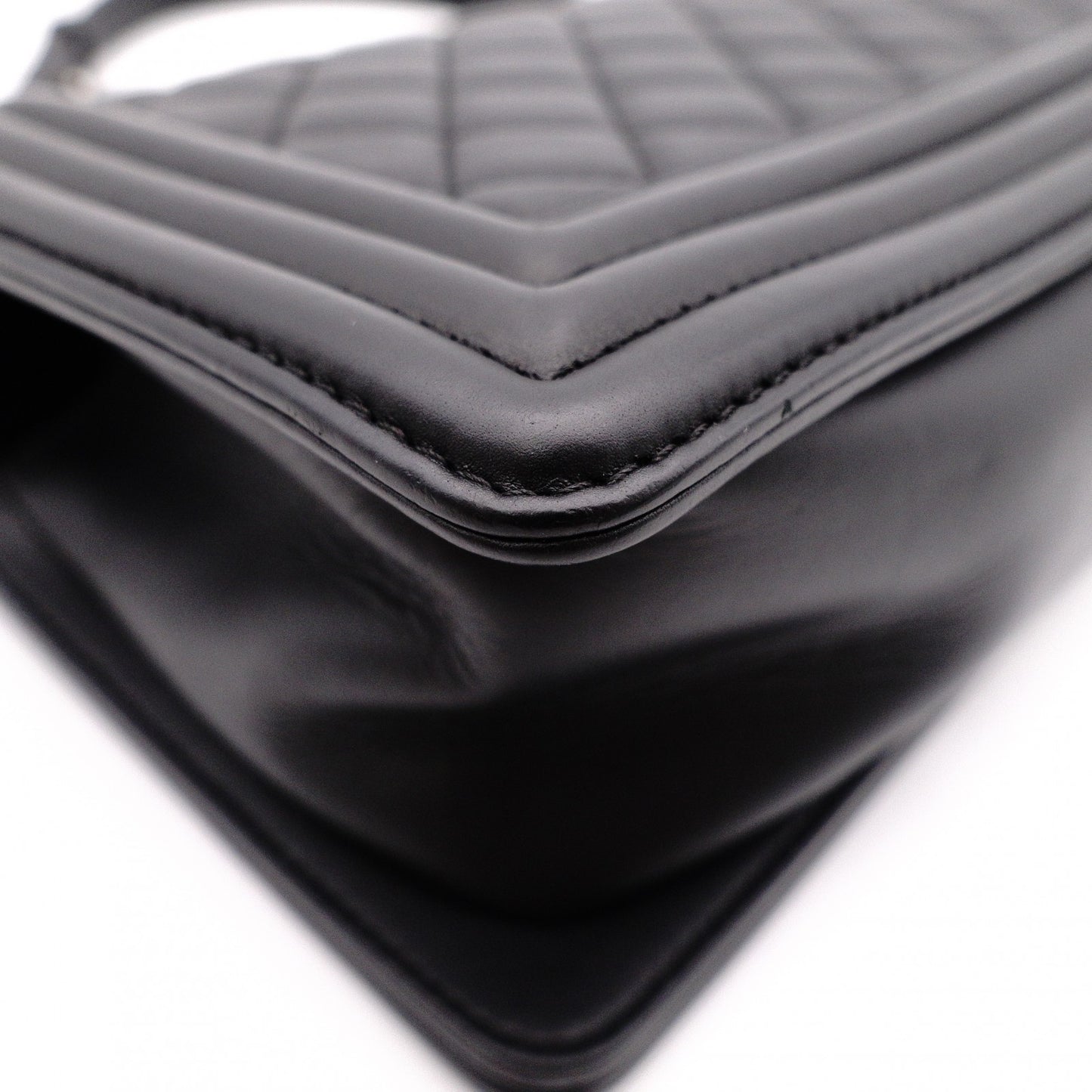 CHANEL Lambskin Boy Chanel 25 Shoulder Bag, Leather, Black, Gunmetal Hardware