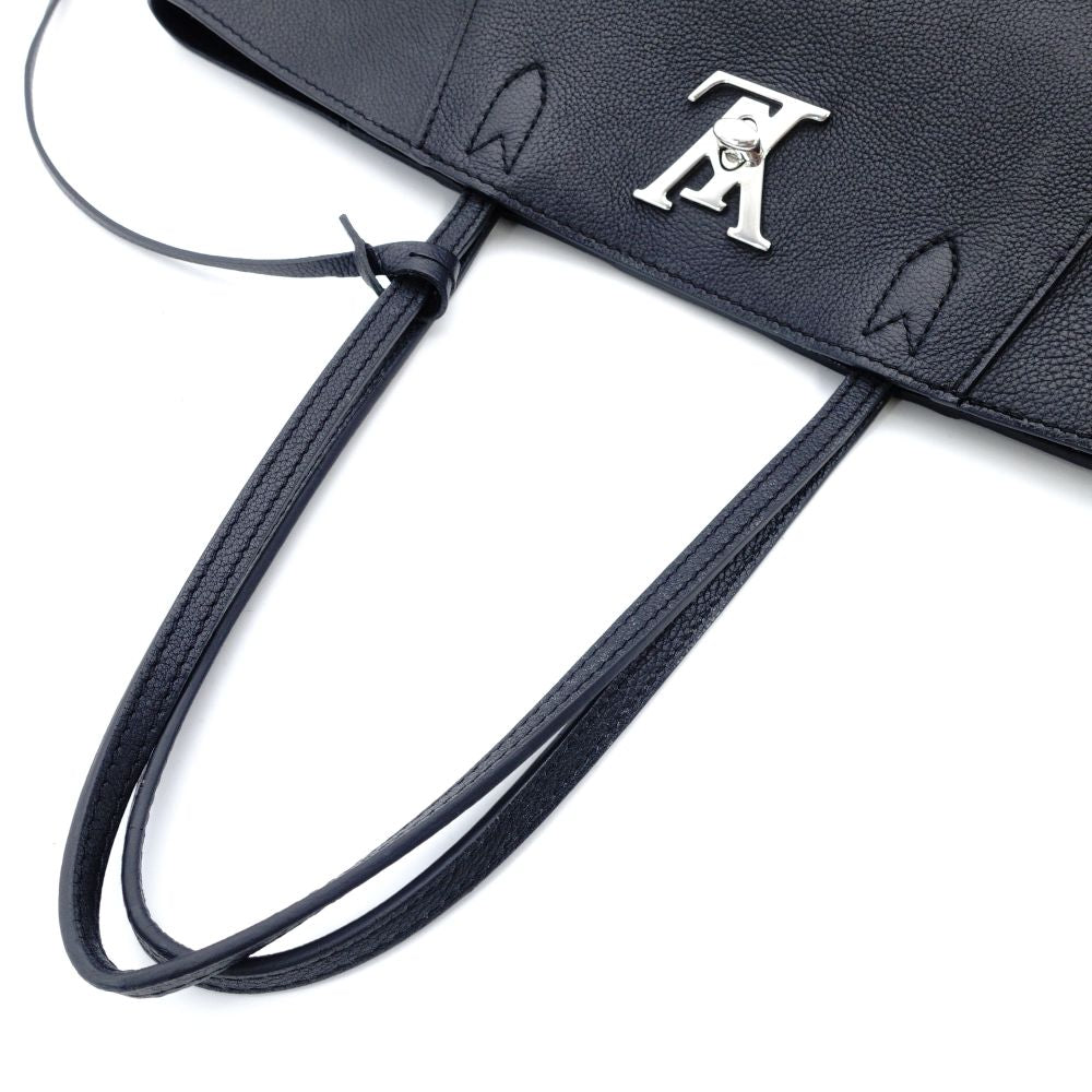 LOUIS VUITTON Lock Me Crocodile Tote Bag Leather Black Shoulder Black Silver Hardware 7-10-676