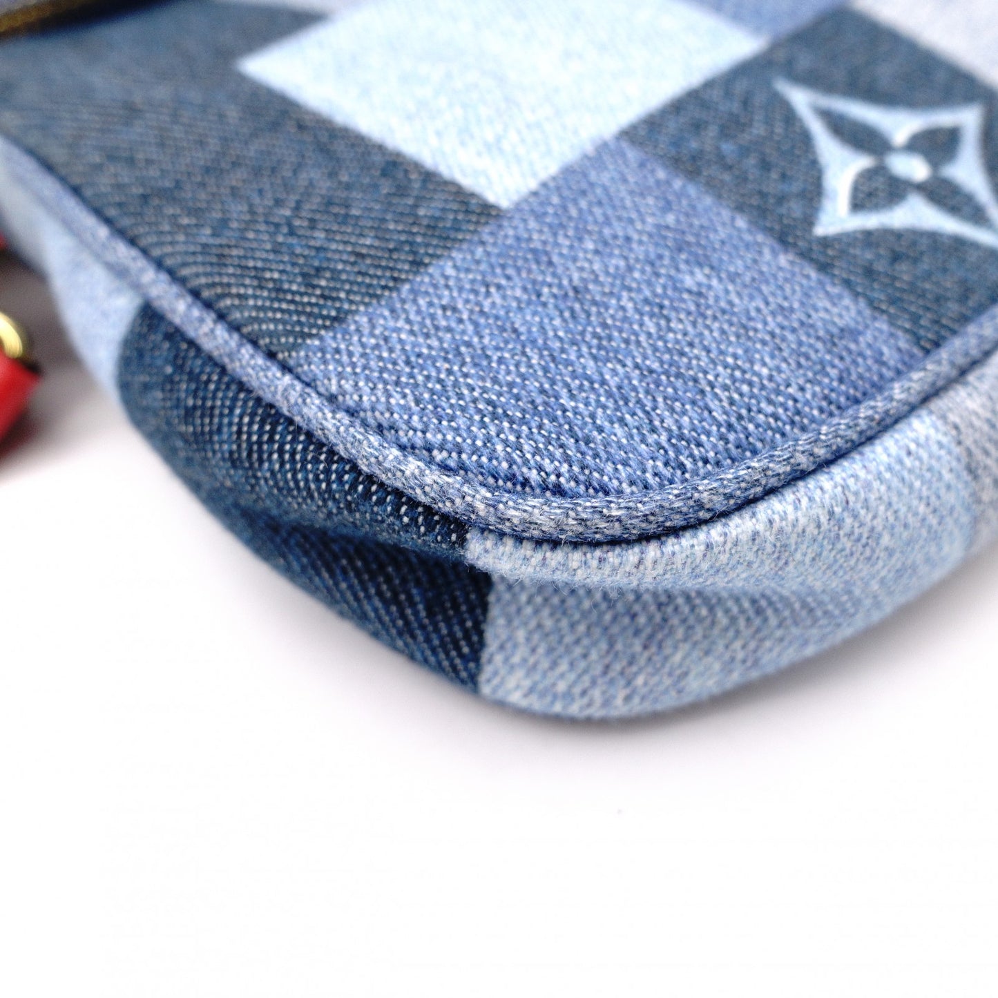 LOUIS VUITTON Multipochette Accessoires Denim Shoulder Bag