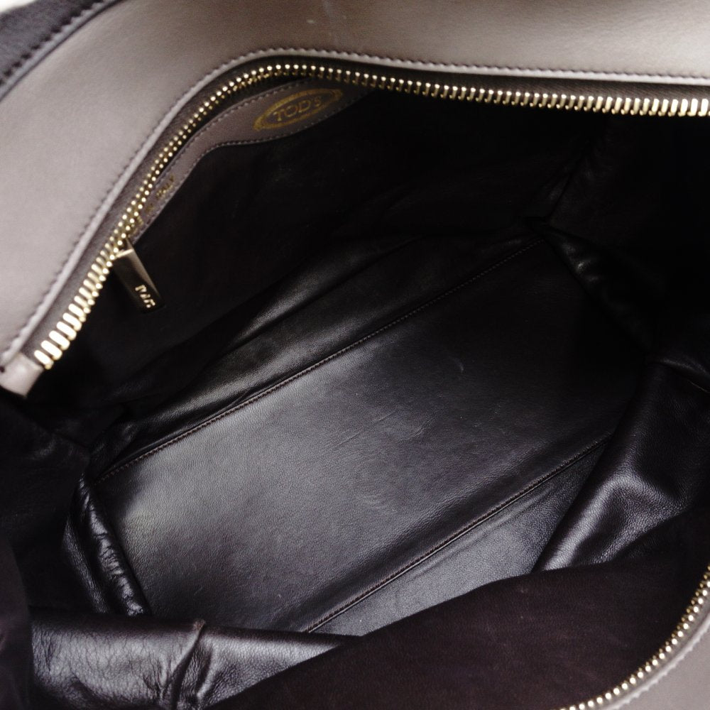 Tod's Ava Tote Bag Leather Brown Two-Tone Shoulder Bag with Charm 7-10-969