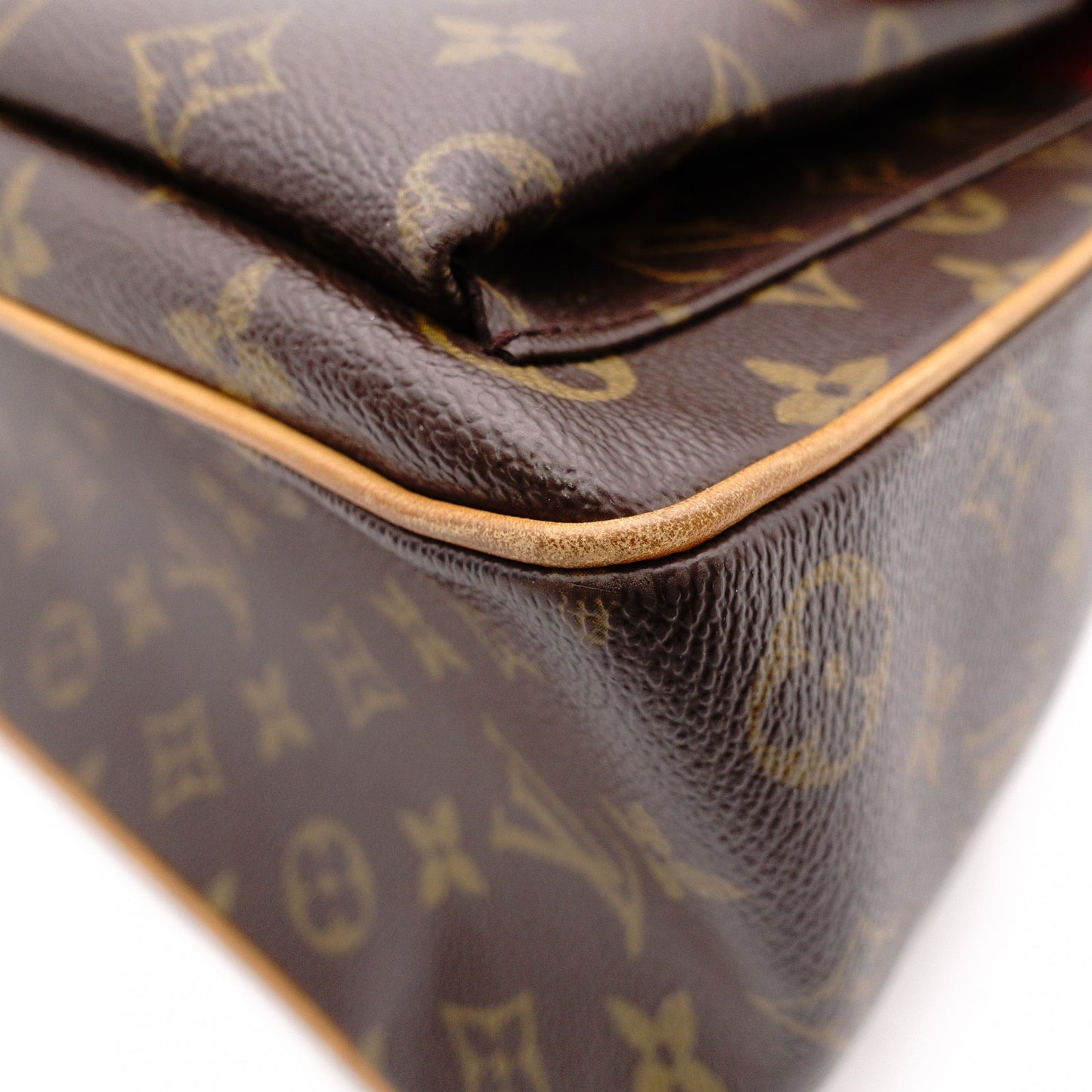 LOUIS VUITTON Multipli Cité Monogram Canvas Shoulder Bag
