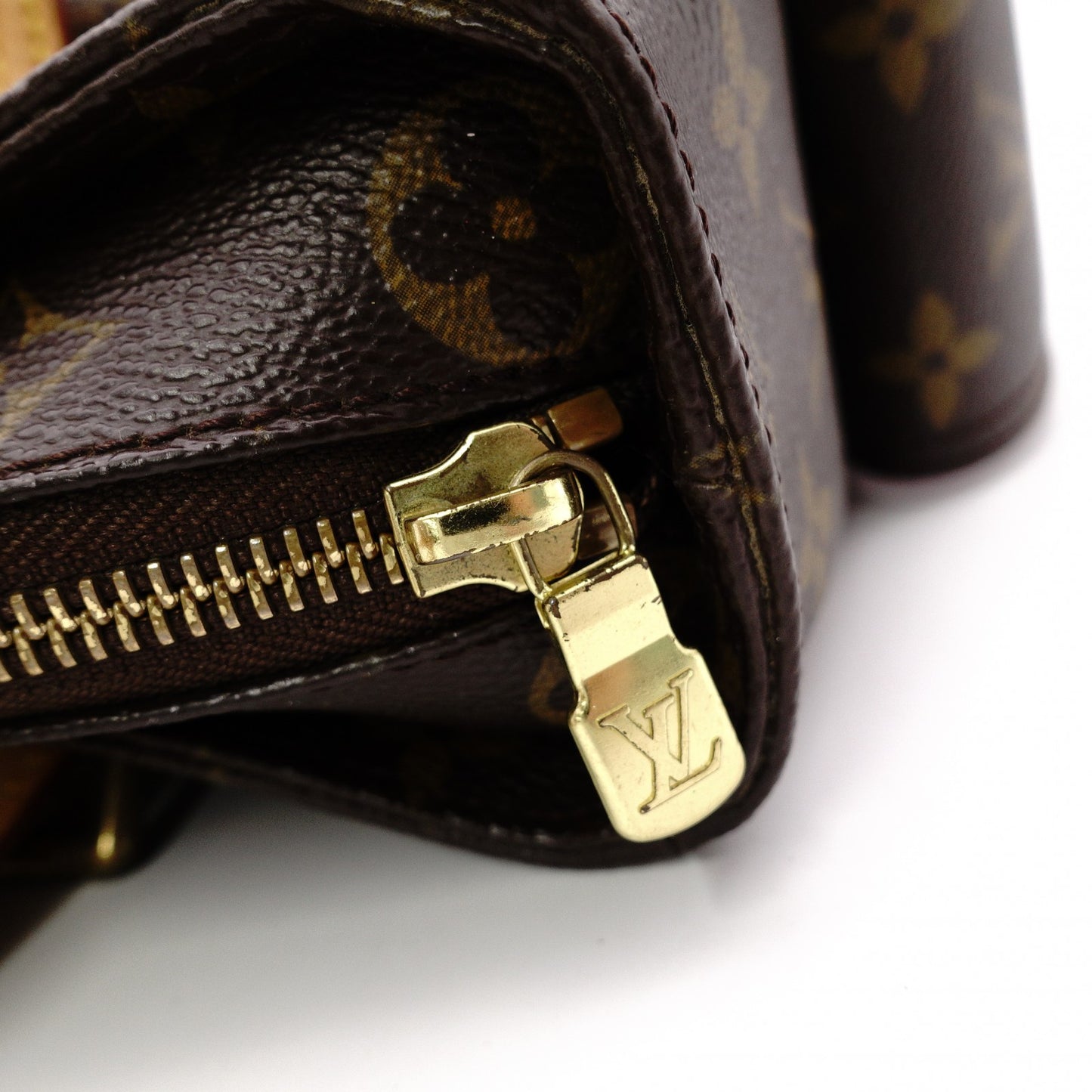LOUIS VUITTON Multipli Cité Monogram Canvas Shoulder Bag
