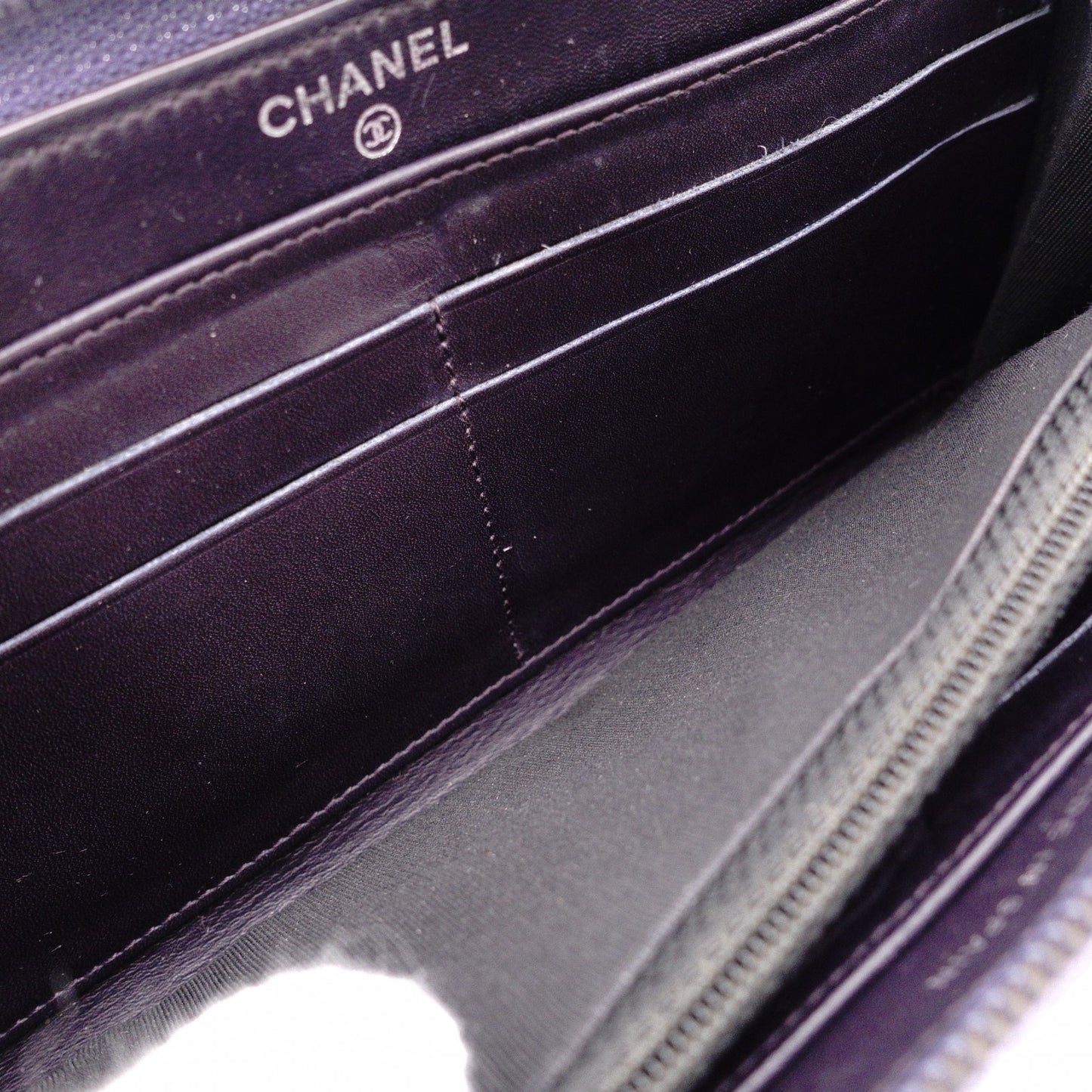 CHANEL シャネル キャビアスキン 長財布 レザー パープル【中古】 レディース