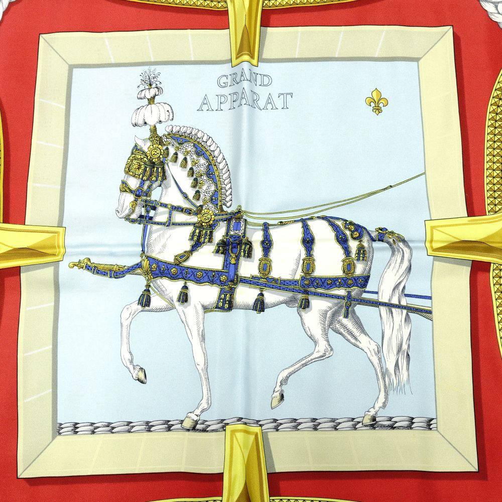 HERMES Carré 90 Grand Apparat Dressed Horses Navy-toned 100% Silk Boxed Scarf Stole 7-10-635