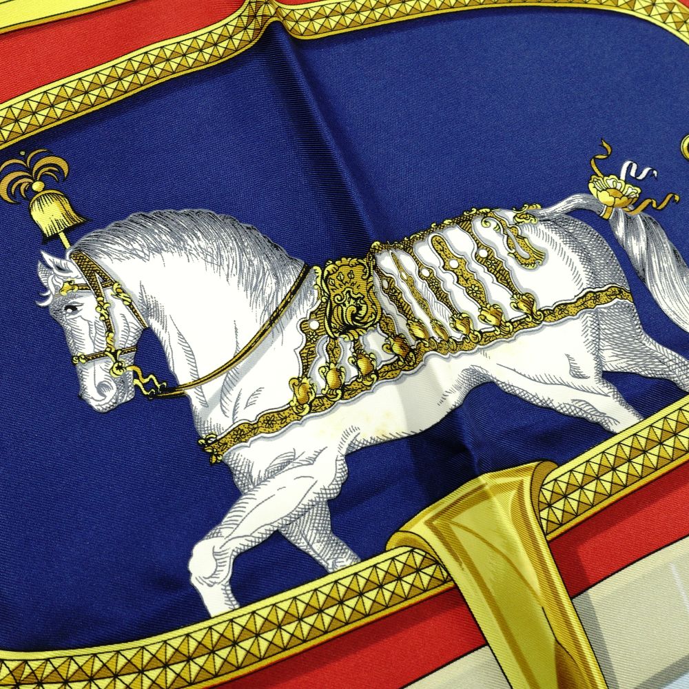 HERMES Carré 90 Grand Apparat Dressed Horses Navy-toned 100% Silk Boxed Scarf Stole 7-10-635