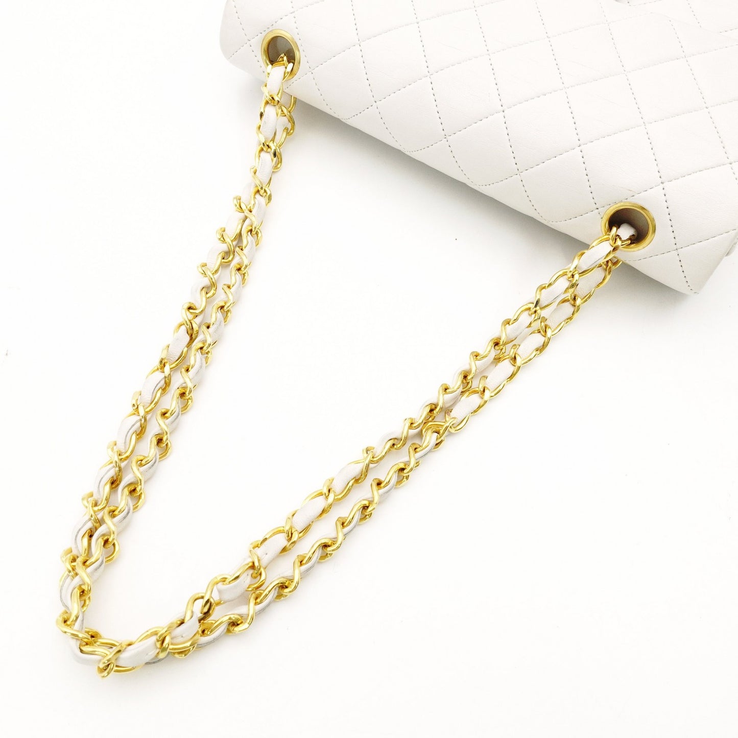CHANEL Matelassé Double Flap Chain Shoulder Bag White Lambskin Leather Gold Hardware 7-12-331