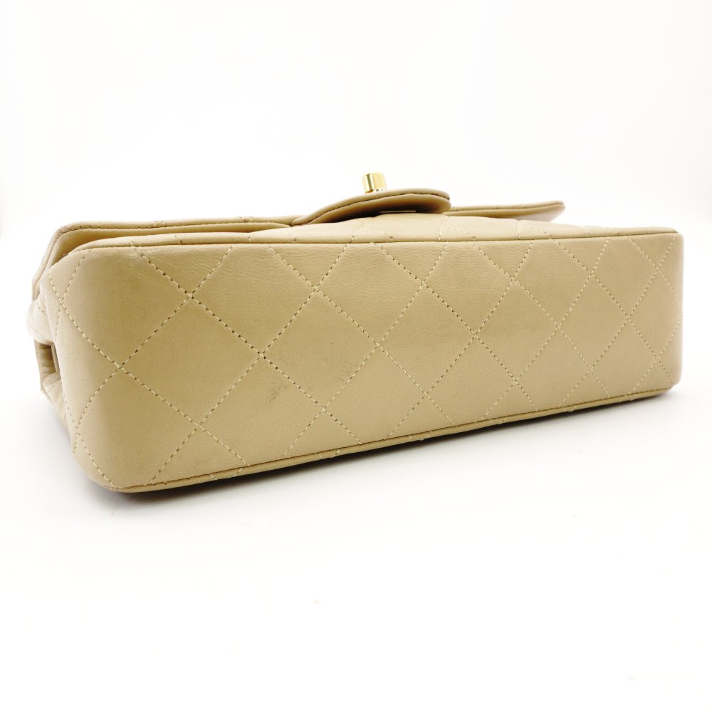 CHANEL Matelassé Double Flap Chain Shoulder Bag Lambskin Beige Leather Gold Hardware 7-12-098