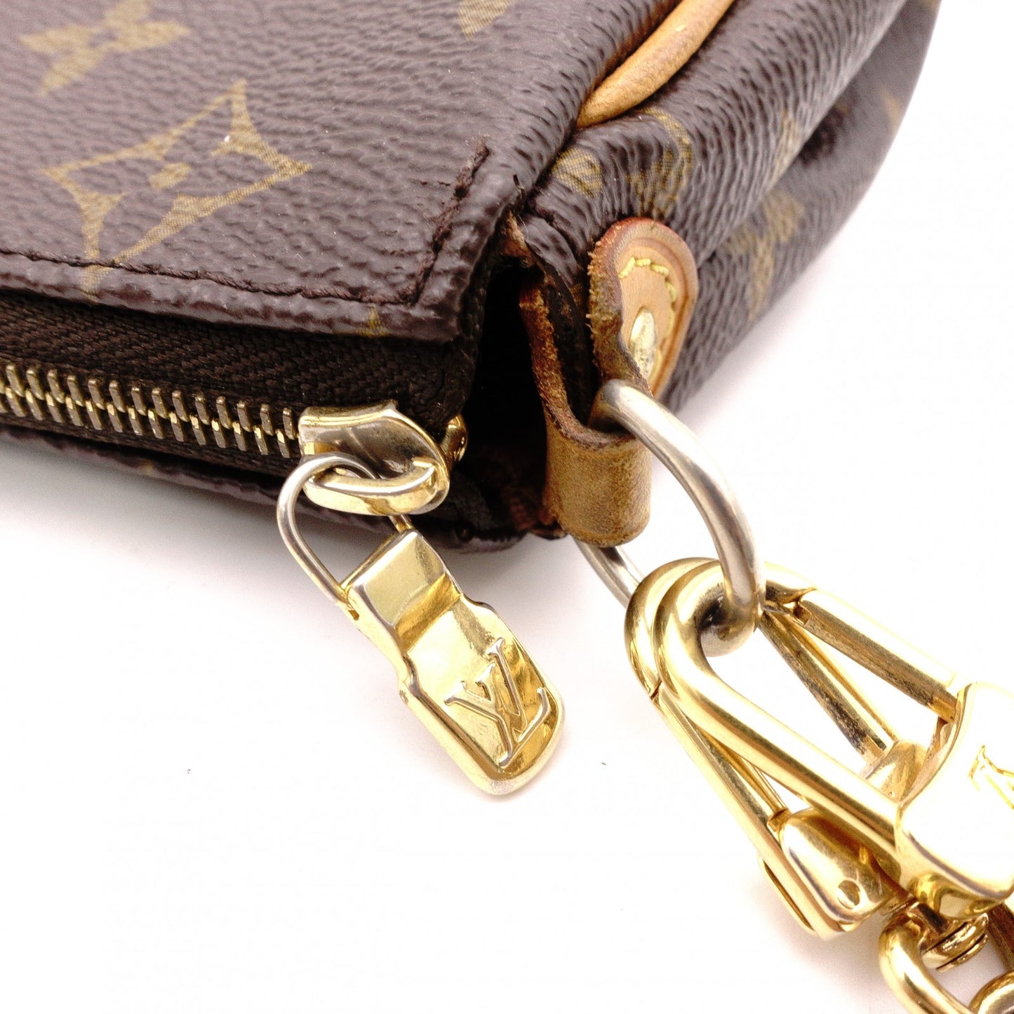LOUIS VUITTON Eva Monogram Canvas Shoulder Bag, PVC/Leather, Brown, Crossbody
