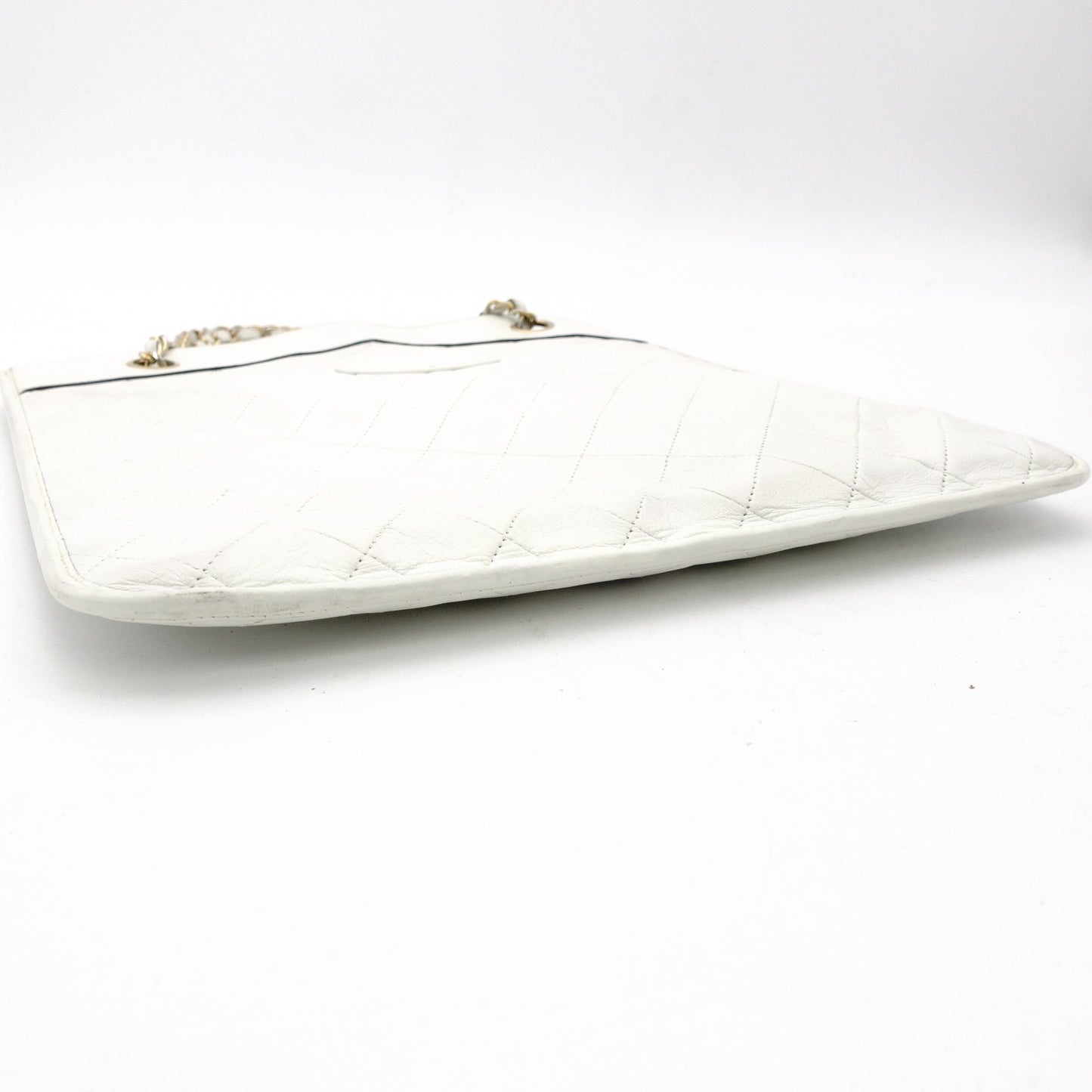 CHANEL Matelassé Chain Shoulder Bag Lambskin White Leather White Crossbody 7-8-760