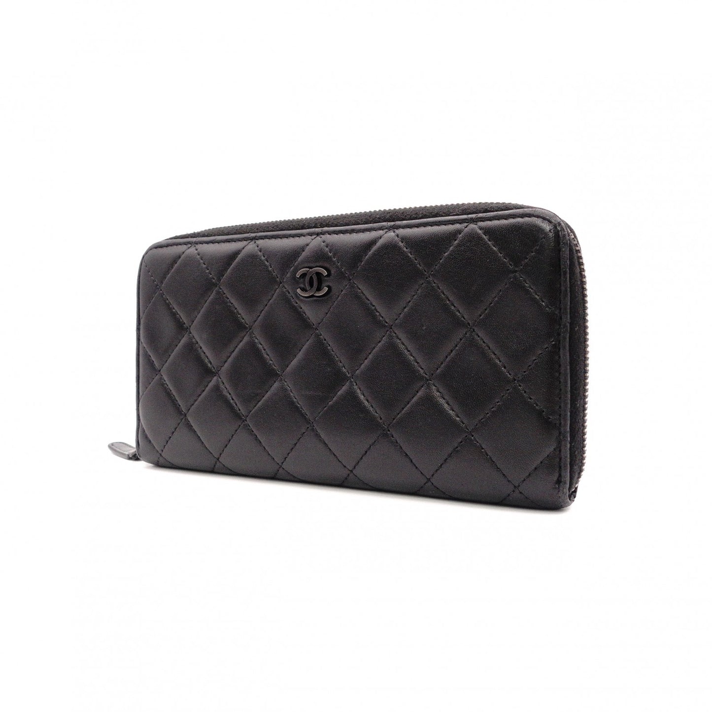CHANEL Lambskin Matelassé Round Zippy Long Wallet, Leather, Black, Gunmetal, CC Logo, Coco Logo