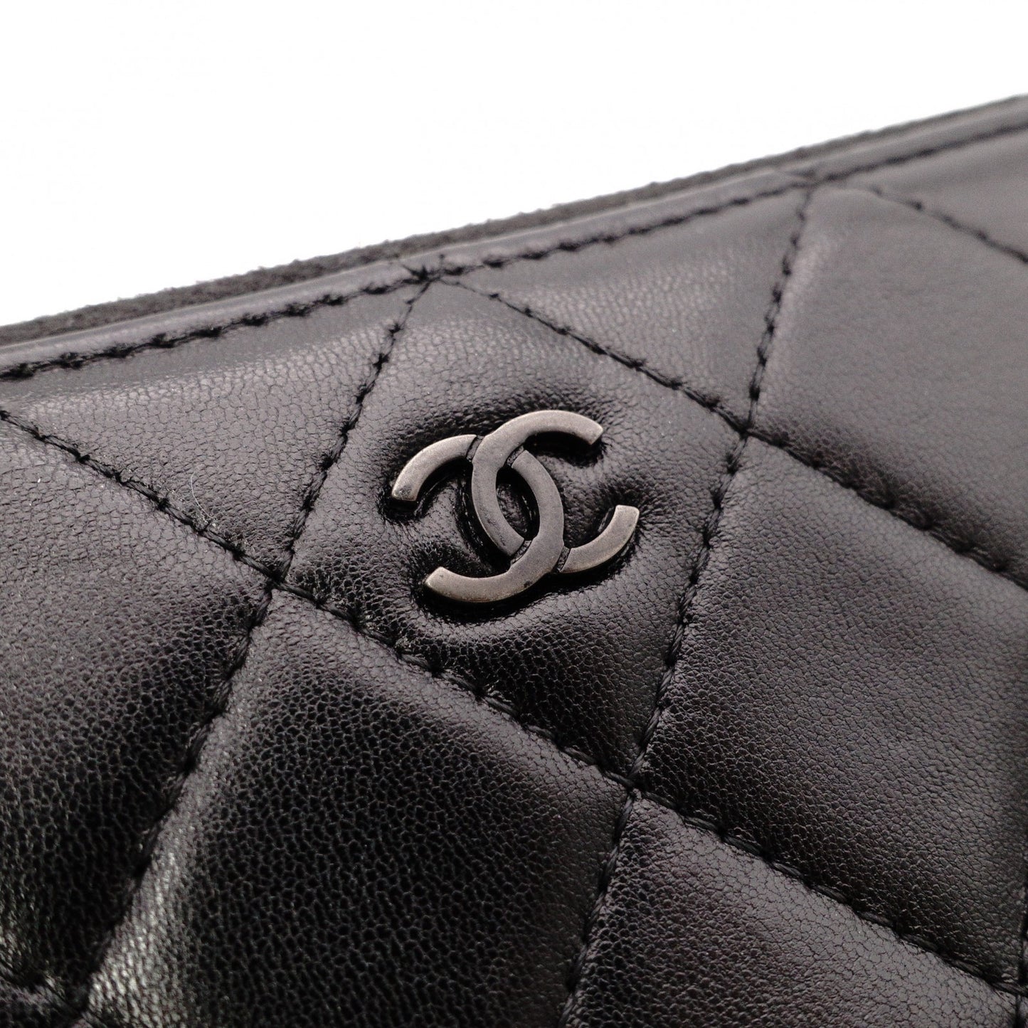 CHANEL Lambskin Matelassé Round Zippy Long Wallet, Leather, Black, Gunmetal, CC Logo, Coco Logo