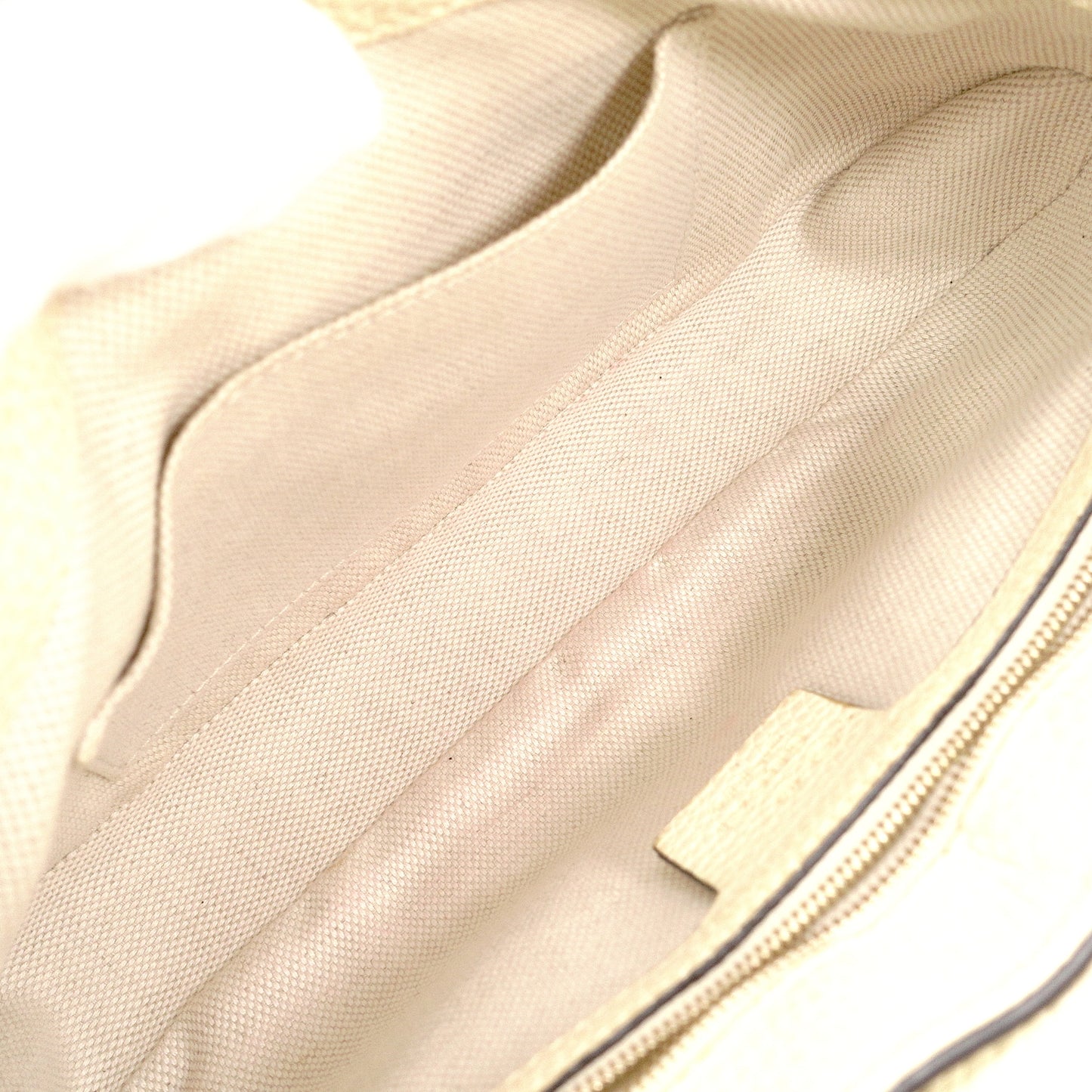 GUCCI Soho Shoulder Bag, Leather, Beige, Crossbody, Gold Hardware, GG Logo