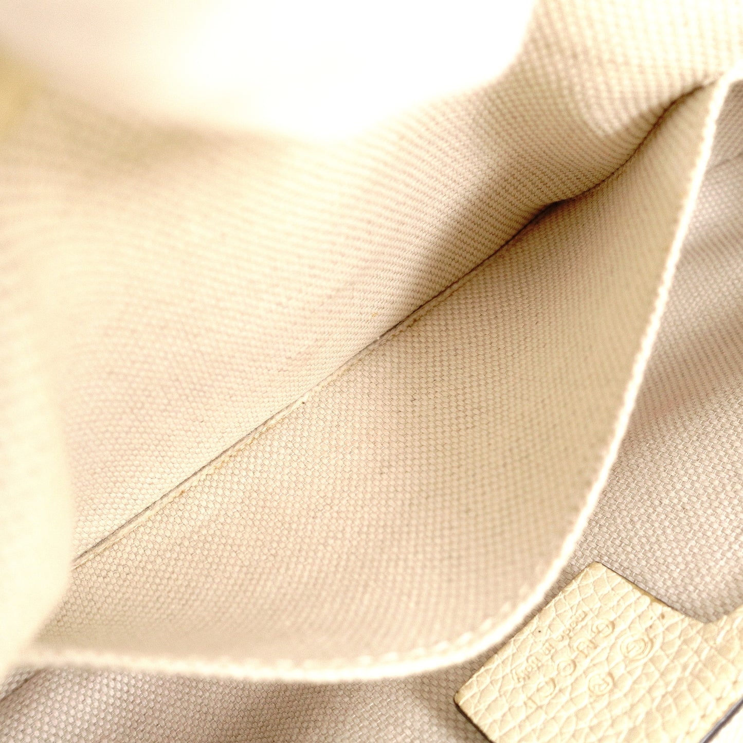GUCCI Soho Shoulder Bag, Leather, Beige, Crossbody, Gold Hardware, GG Logo