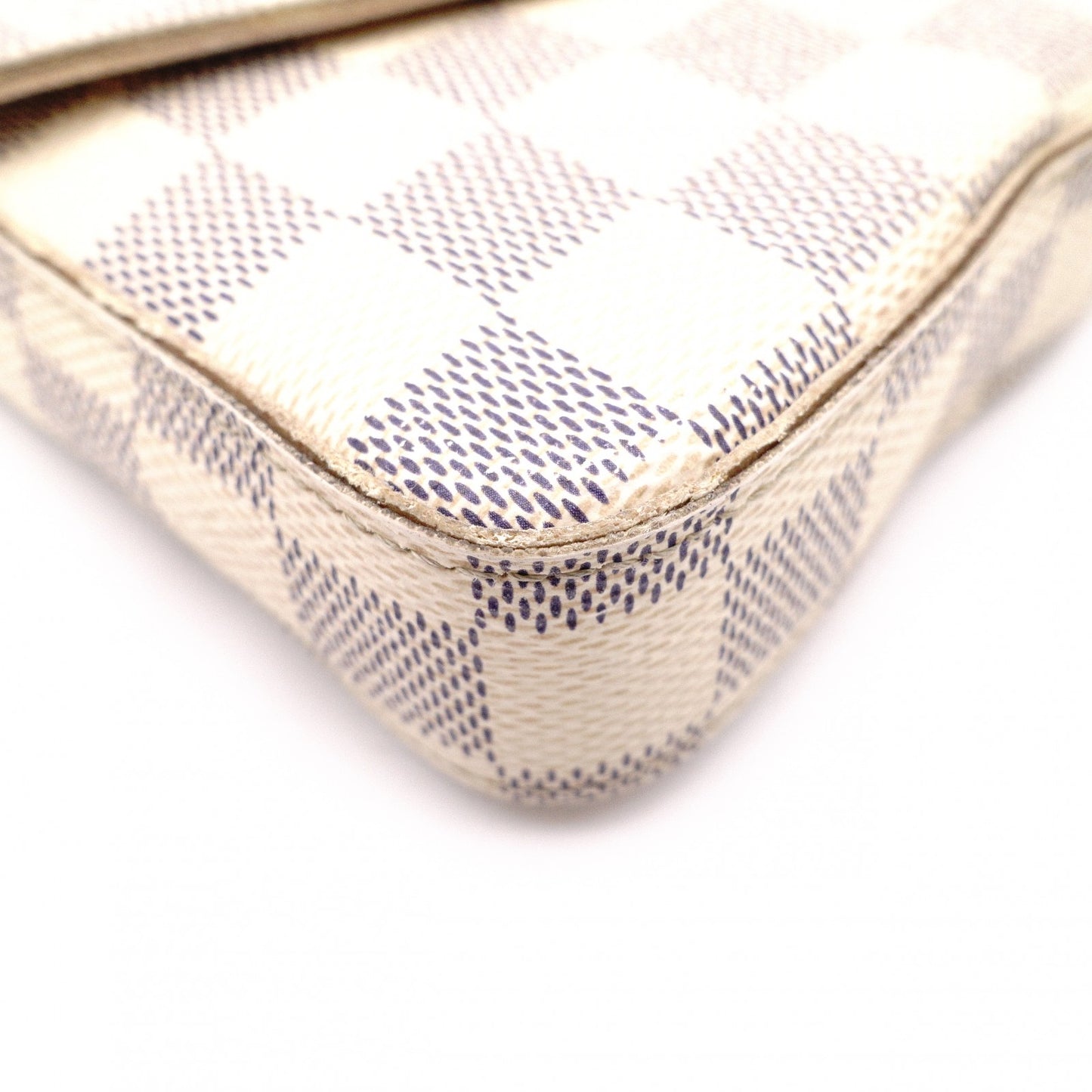 LOUIS VUITTON Pochette Félicie Damier Azur Shoulder Bag / PVC / Leather / White