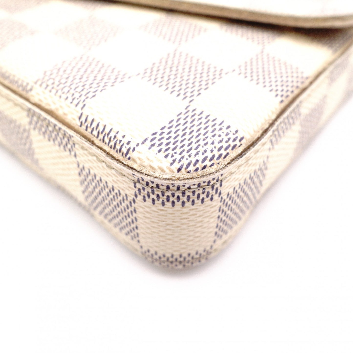 LOUIS VUITTON Pochette Félicie Damier Azur Shoulder Bag / PVC / Leather / White
