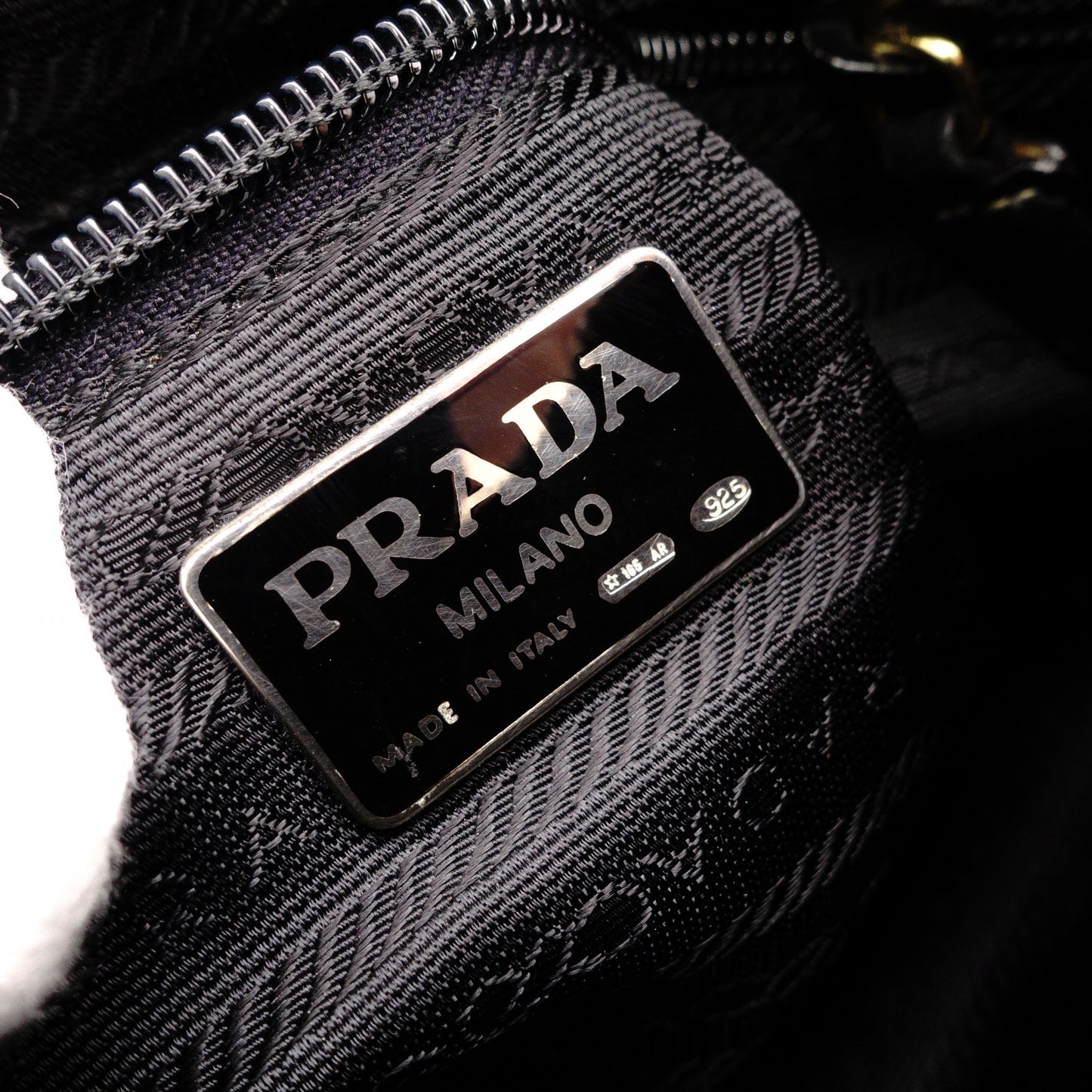 PRADA Vittello Dino Leather Shoulder Bag, White Leather, Crossbody, Gold Hardware