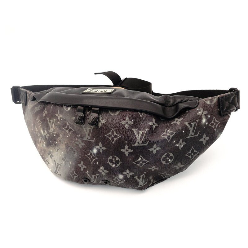 LOUIS VUITTON Bum Bag Monogram Galaxy Discovery Gray PVC Leather Men's 7-8-582