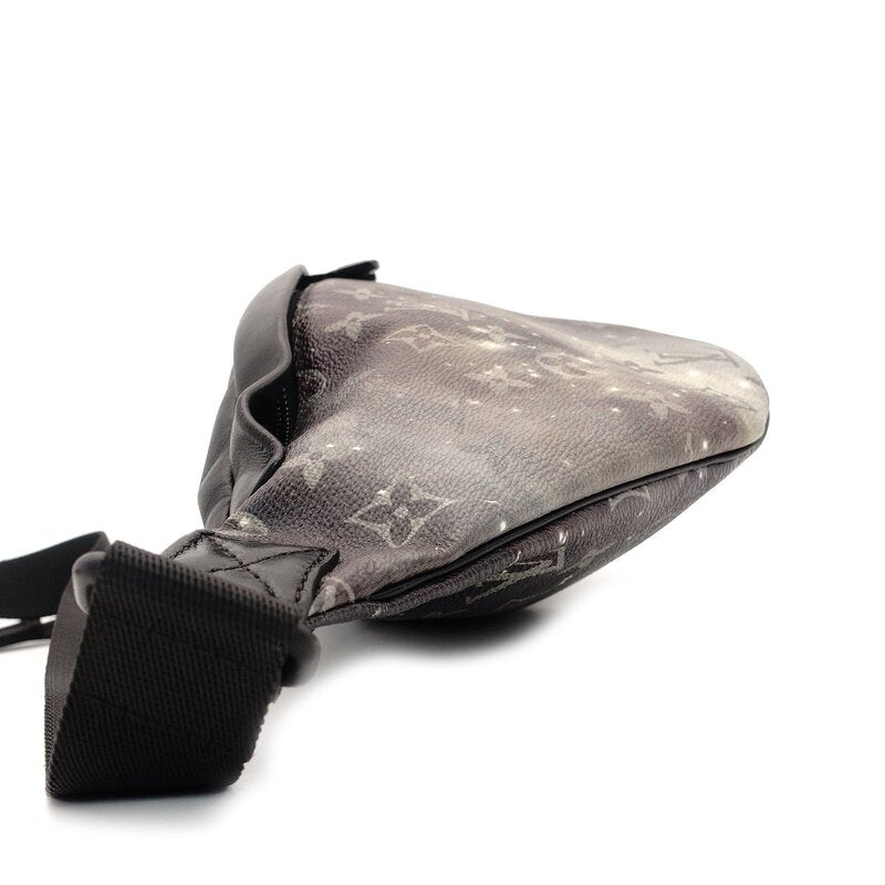 LOUIS VUITTON Bum Bag Monogram Galaxy Discovery Gray PVC Leather Men's 7-8-582