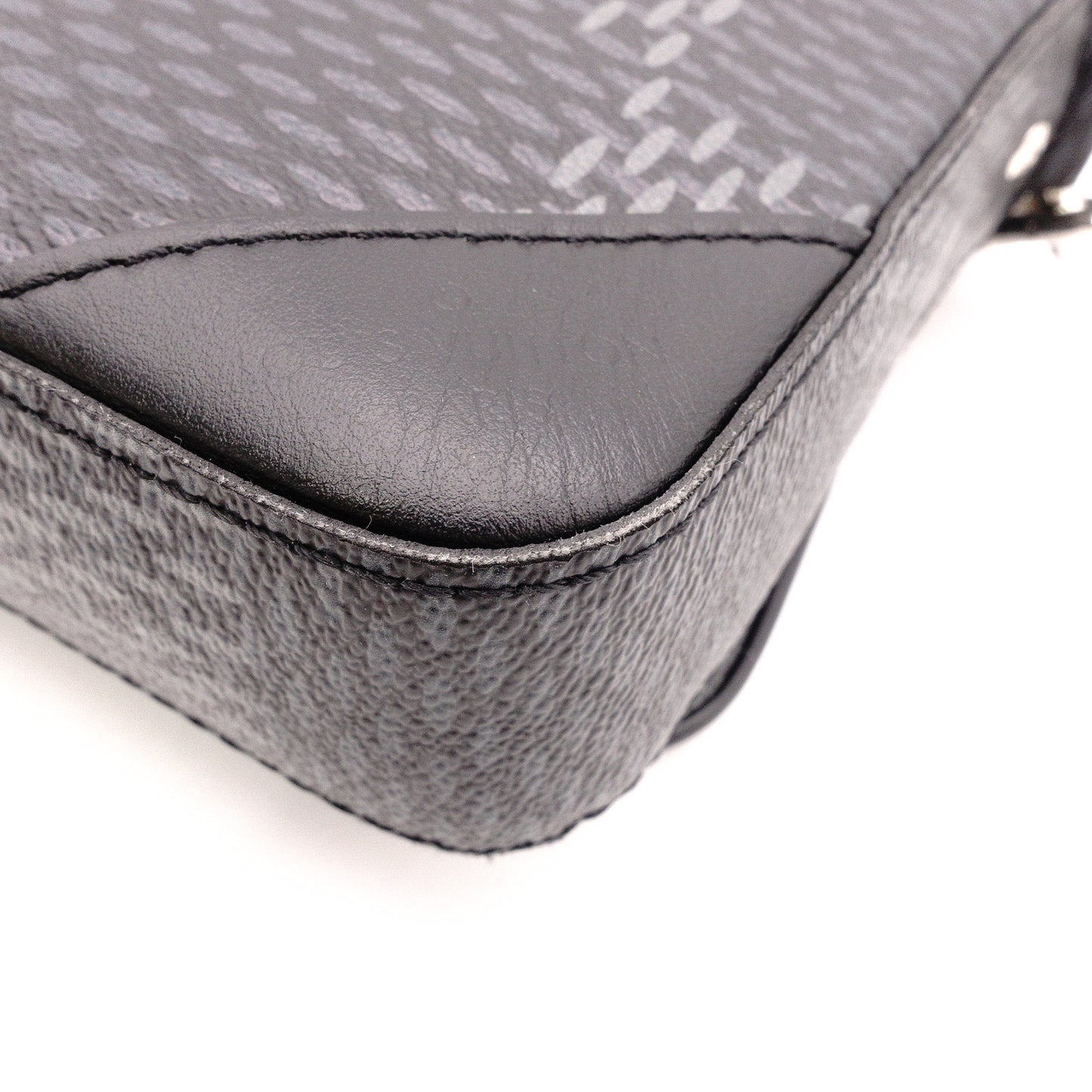 LOUIS VUITTON Trio Messenger 3D Canvas Damier Graphite Handbag, Leather, Gray, Men's