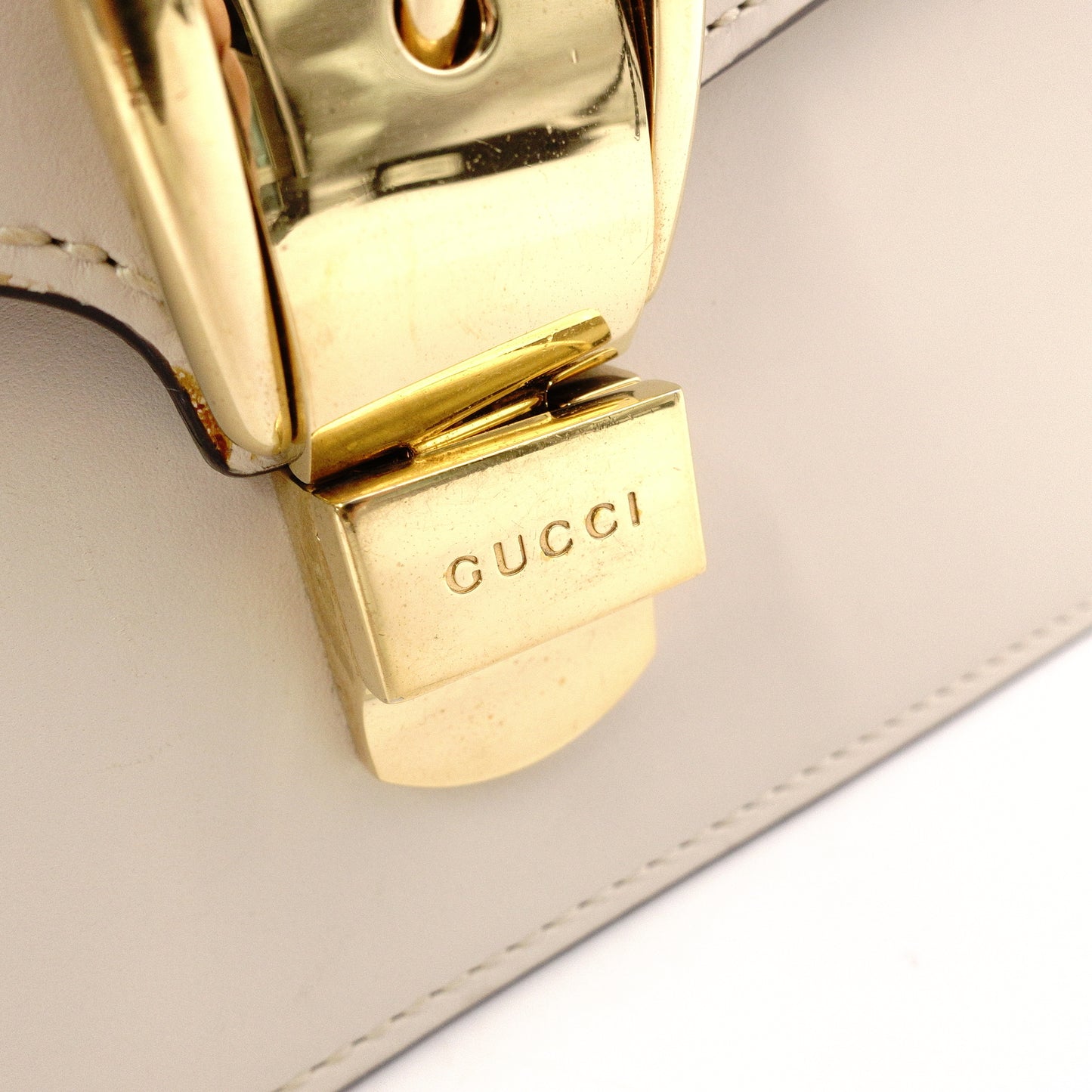 GUCCI Sylvie Shoulder Bag, Leather, White, Single Strap, Gold Hardware, Crossbody