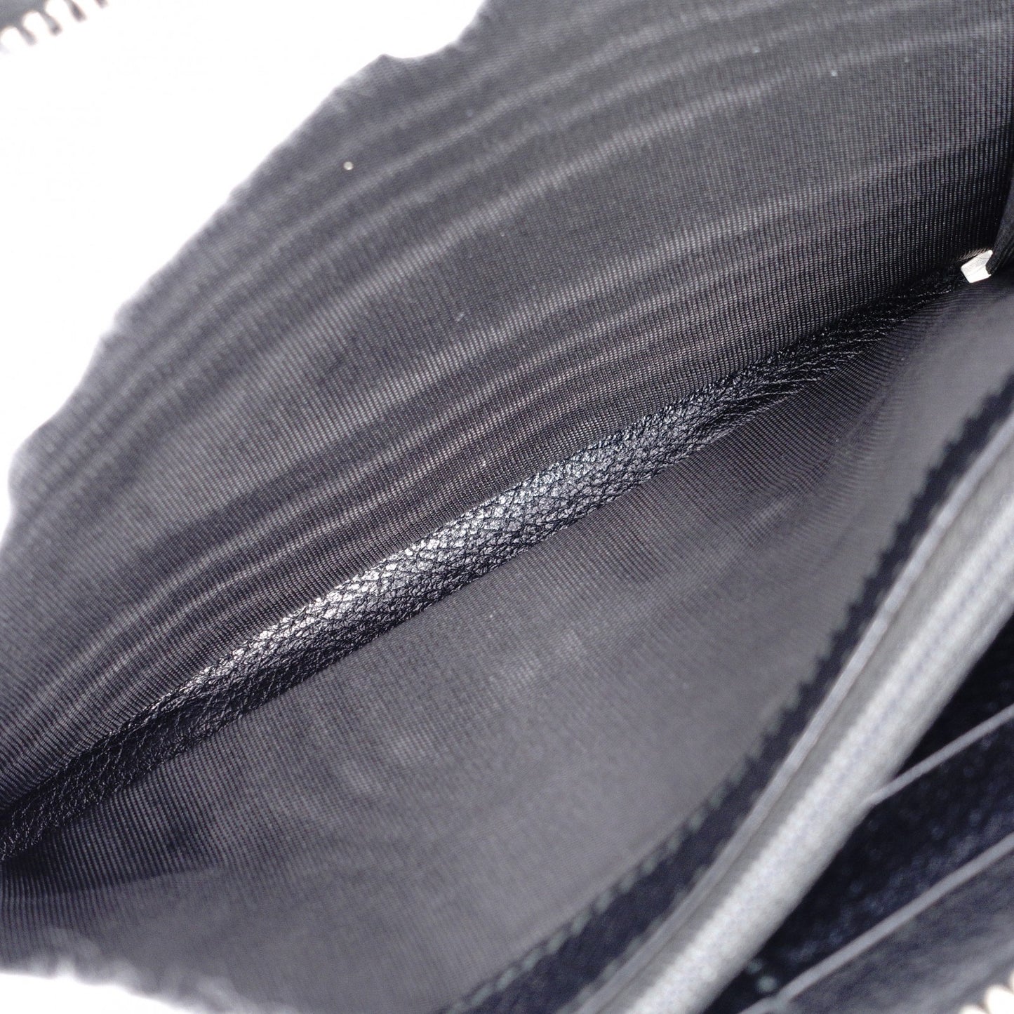 GUCCI Round-Zip Striped Leather Long Wallet, Black