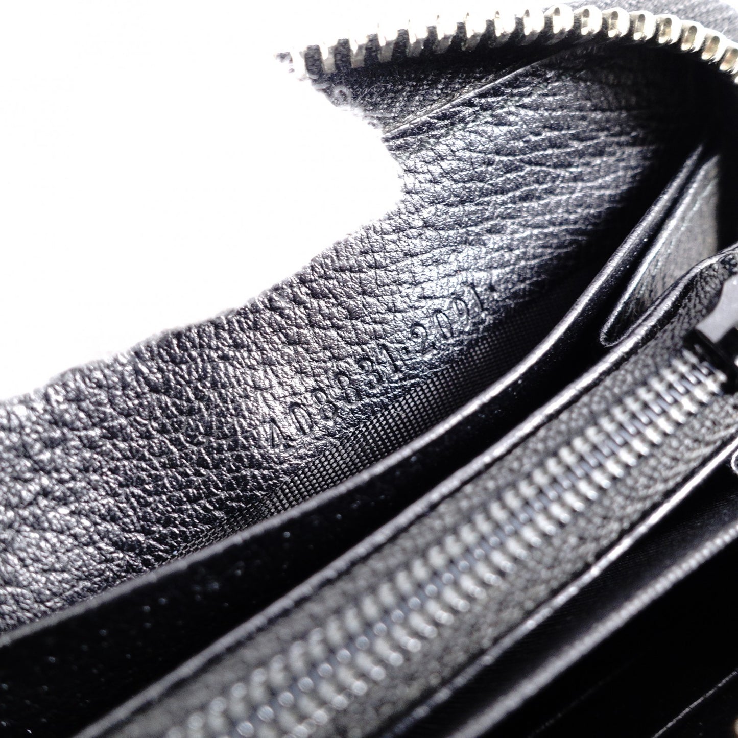 GUCCI Round-Zip Striped Leather Long Wallet, Black