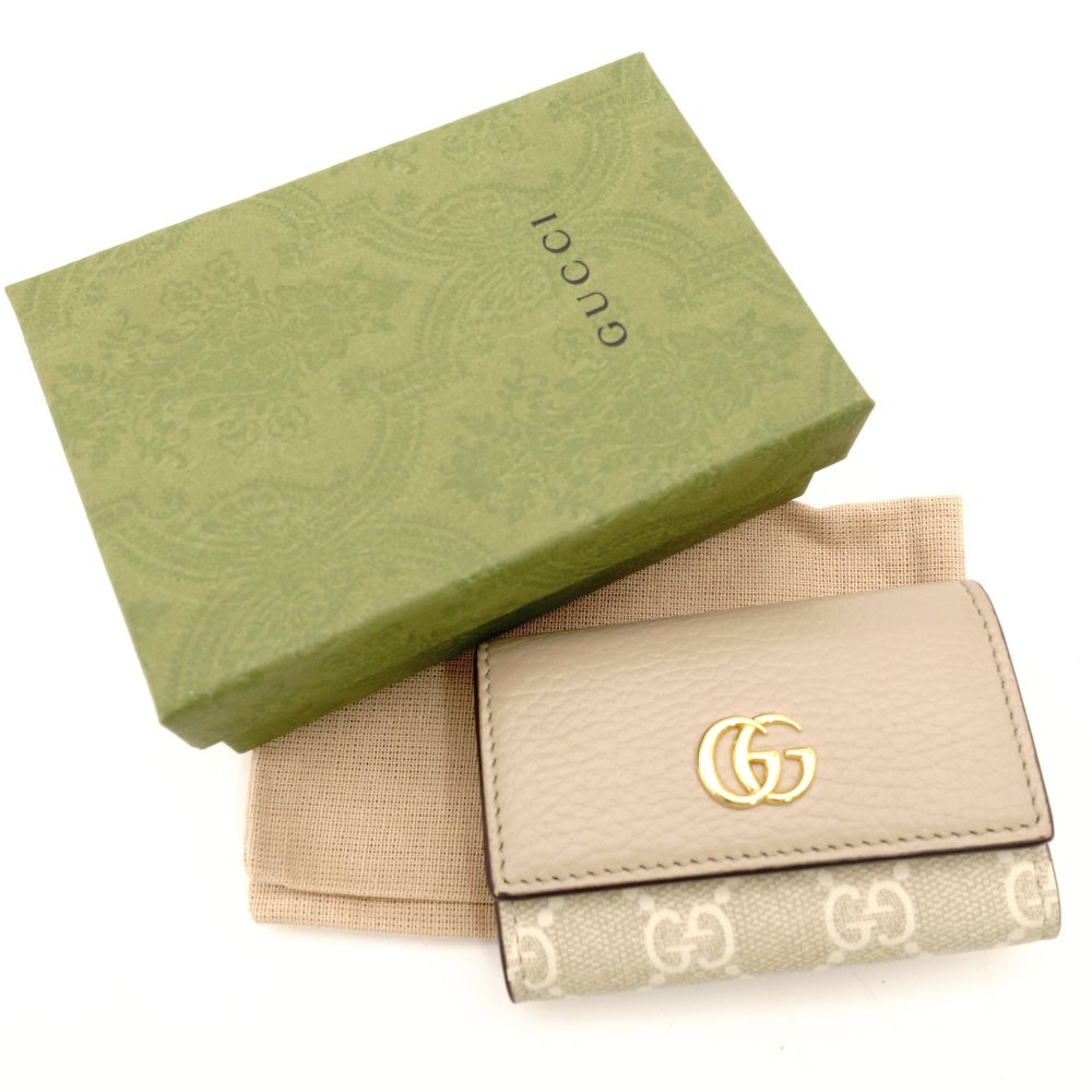 Unused Item GUCCI Key Case GG Marmont Beige Leather PVC 6-Key GG Logo With Box R801830