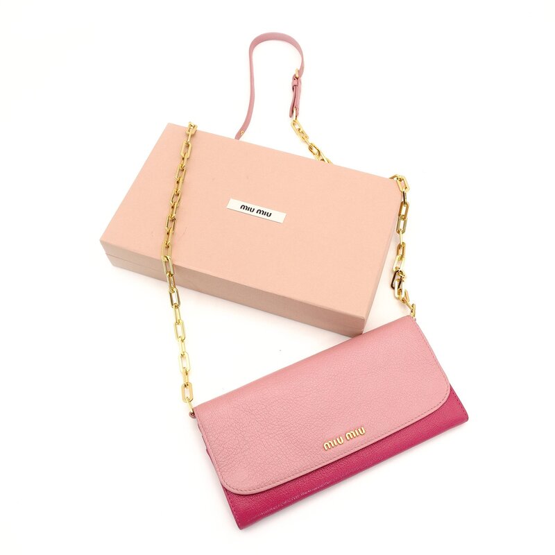 MIU MIU Chain Wallet Leather Pink Logo Shoulder Bag Gold Hardware 7-9-624