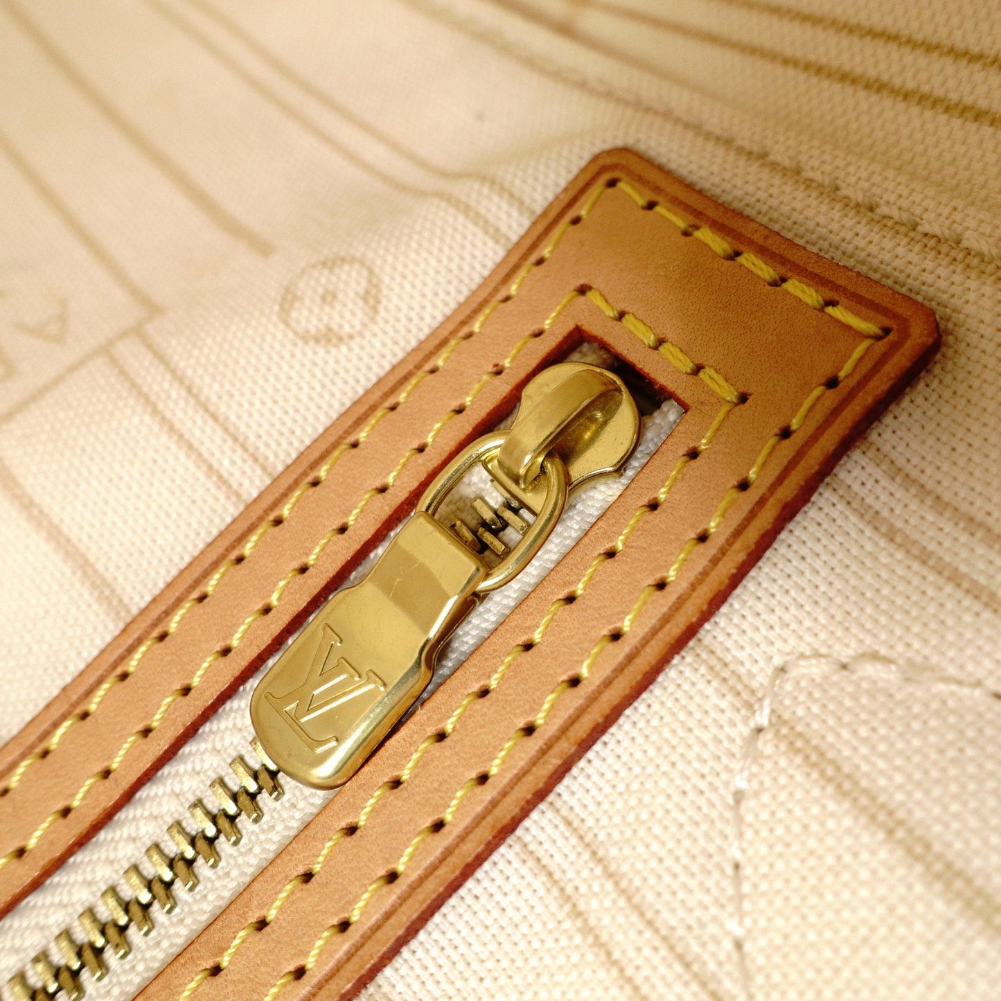 LOUIS VUITTON Neverfull PM Monogram Azur Tote Bag (White)