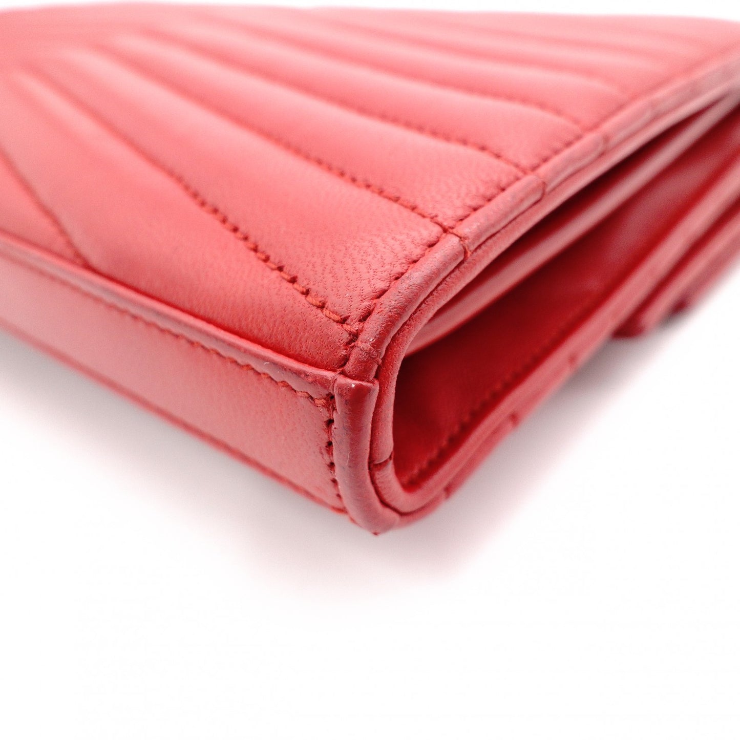 YVES SAINT LAURENT Chain Wallet V-Stitch Shoulder Bag, Leather, Red