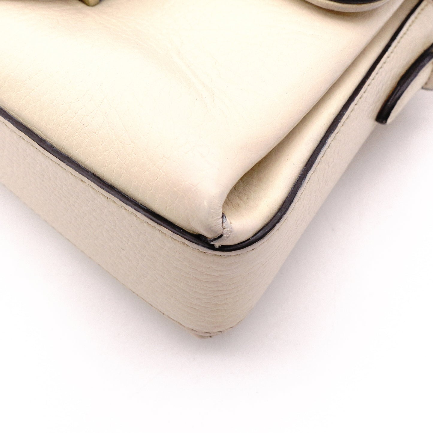 GUCCI Interlocking Shoulder Bag, Leather, Off-White, Crossbody, GG Logo, Gold Hardware