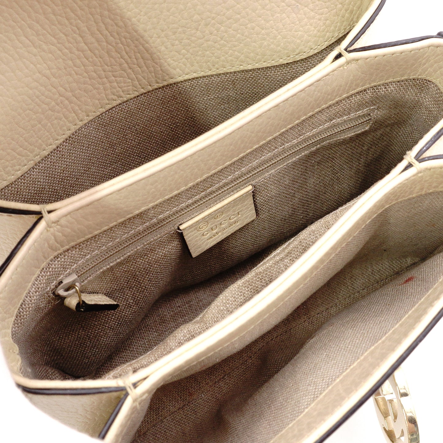 GUCCI Interlocking Shoulder Bag, Leather, Off-White, Crossbody, GG Logo, Gold Hardware