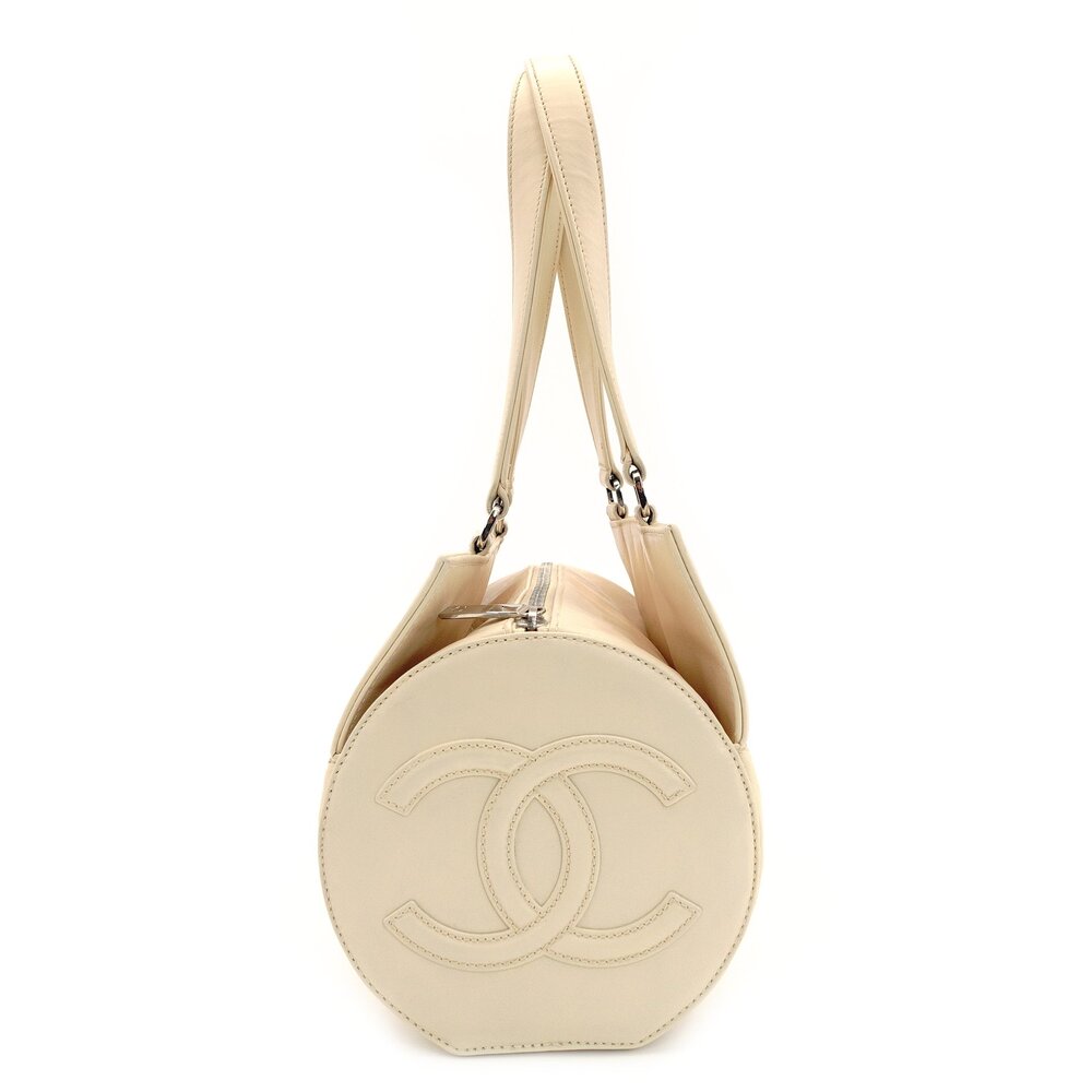 CHANEL Chocolate Bar Shoulder Bag Leather Beige Lambskin CC Logo 7-6-785