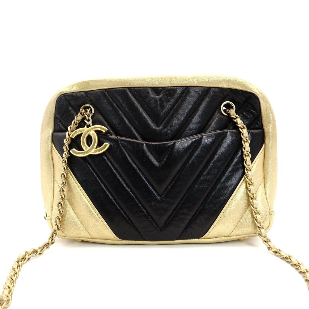 CHANEL Chevron V-Stitch Chain Shoulder Bag Black × Gold Leather Crossbody 7-9-592